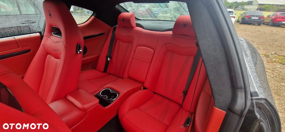 Maserati GranTurismo Automat - 11