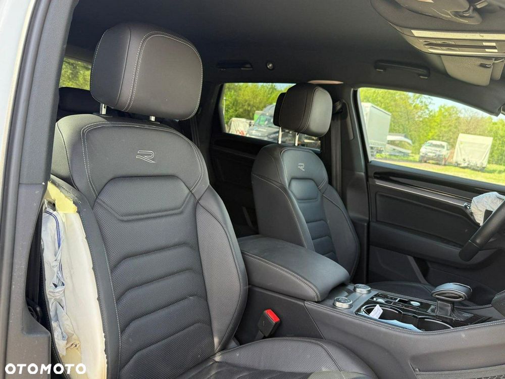 Volkswagen Touareg 3.0 V6 TDI SCR 4Motion Automatik R-Line - 17