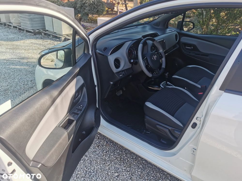 Toyota Yaris 1.33 Selection Platinum MS - 36