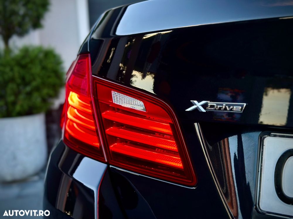 BMW Seria 5 520d xDrive Aut. Luxury Line - 37