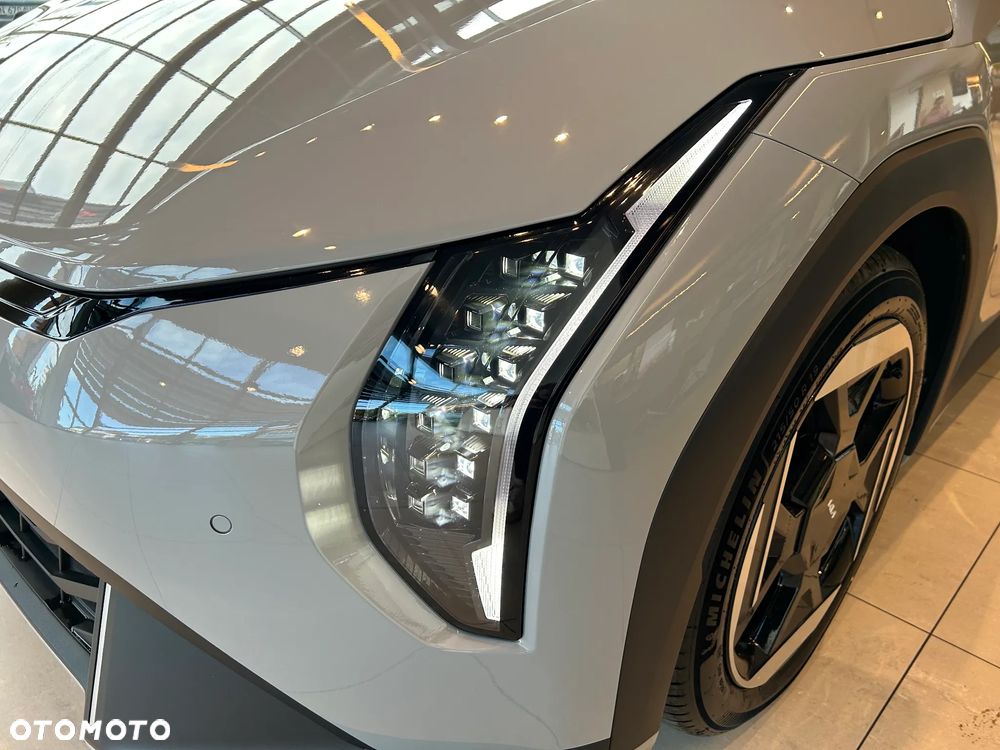 Kia EV4 - 17