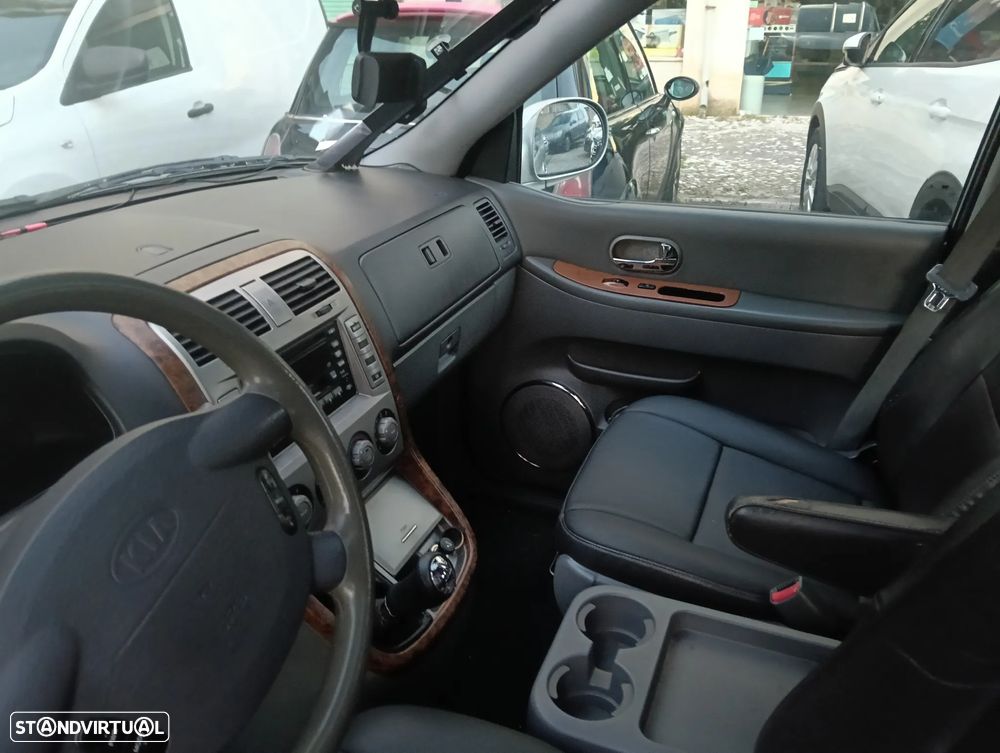Kia Carnival 2.9 CRDi EX Top - 13