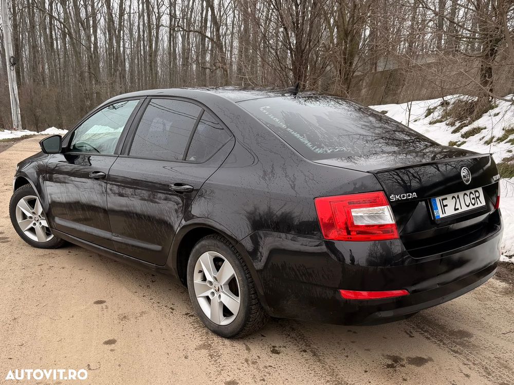 Skoda Octavia 1.6 TDI GREENLINE - 3