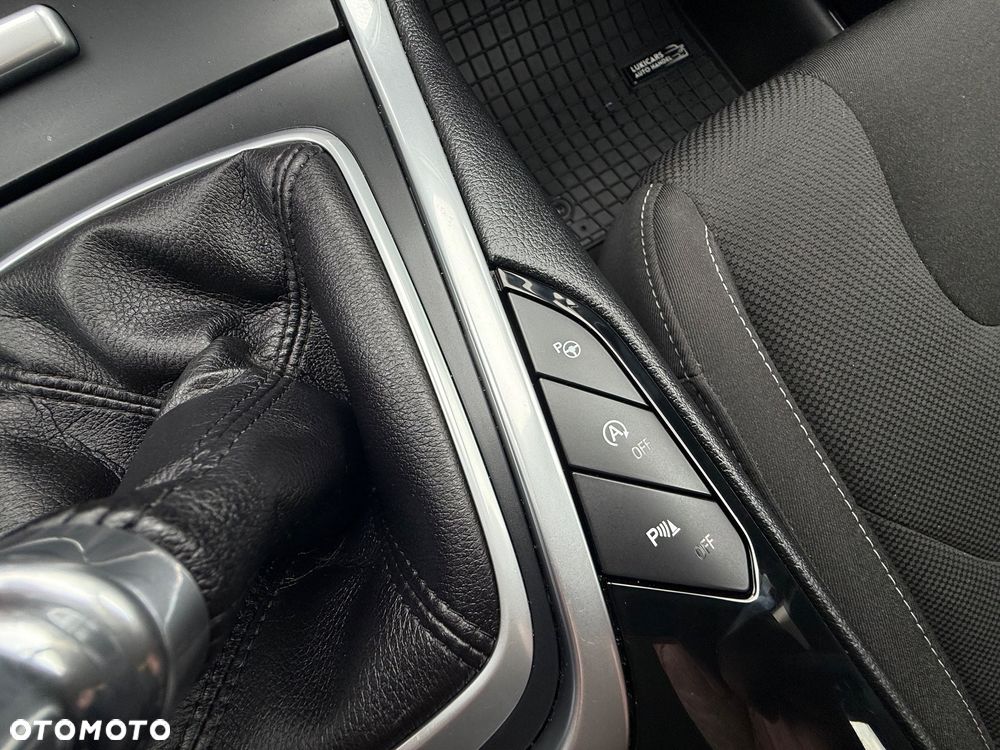 Ford S-Max 1.5 Eco Boost Start-Stopp Titanium - 32