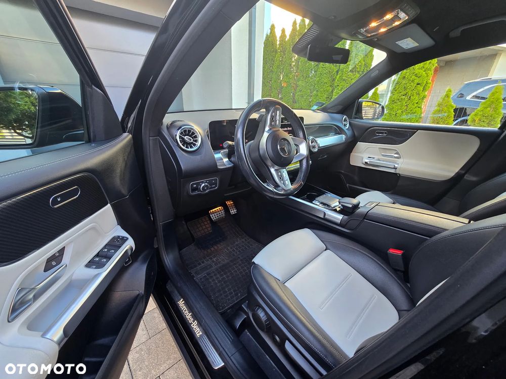 Mercedes-Benz GLB - 20