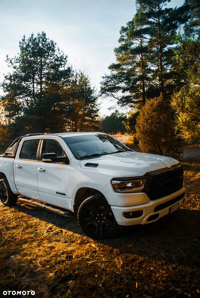 RAM 1500 Crew Cab MB Sport - 4