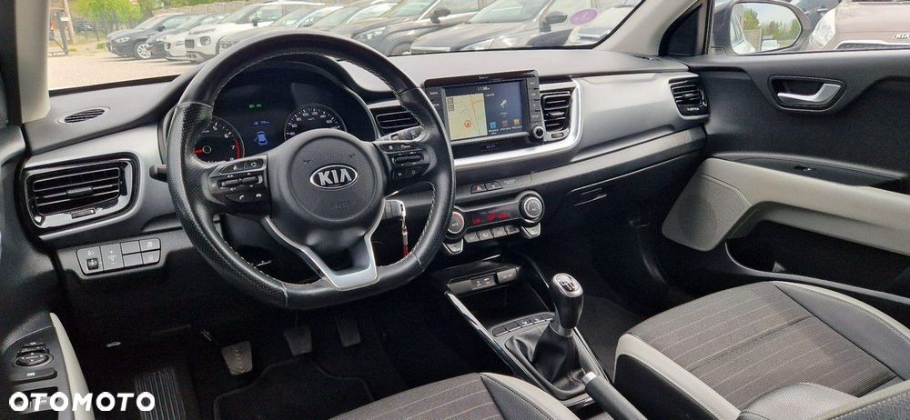 Kia Stonic - 21