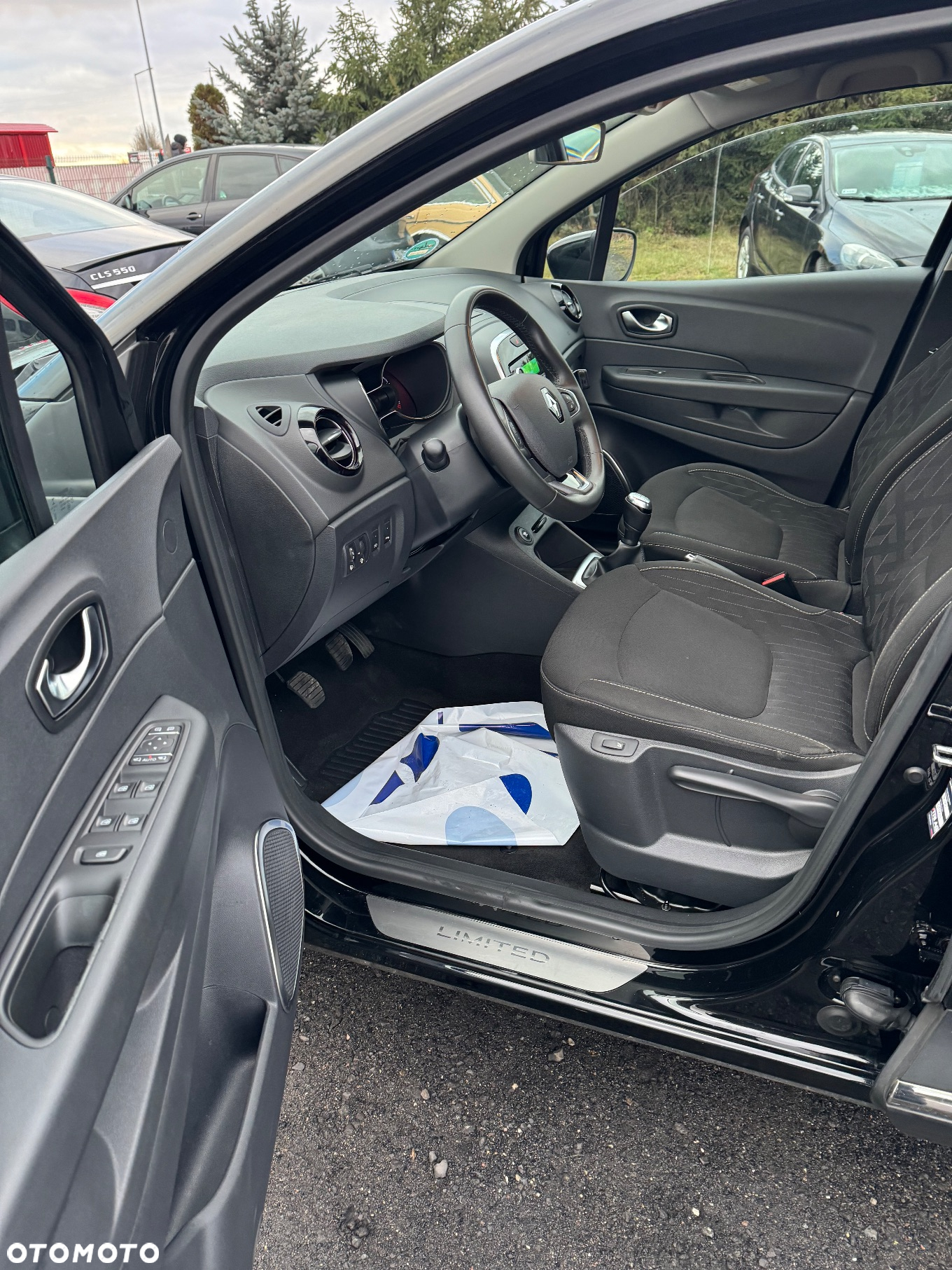 Renault Captur (ENERGY) TCe 90 LIMITED - 15