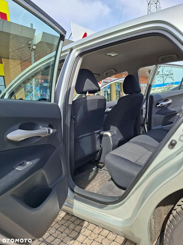 Toyota Auris 2.0 D-4D - 13