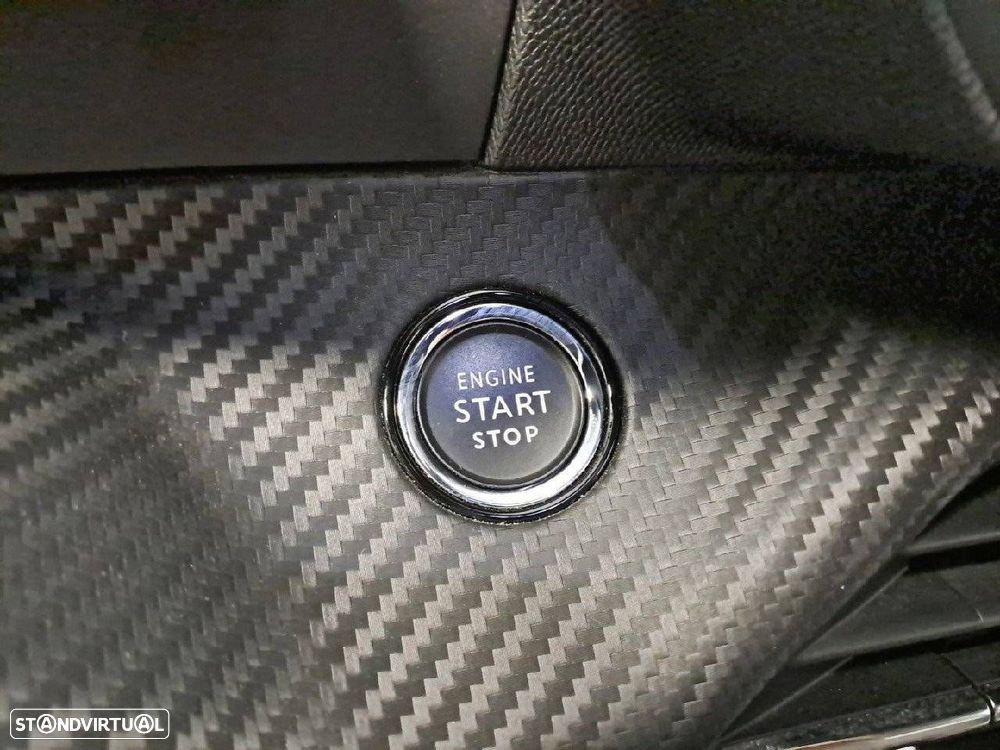 Peugeot 2008 1.2 PureTech GT EAT8 - 18