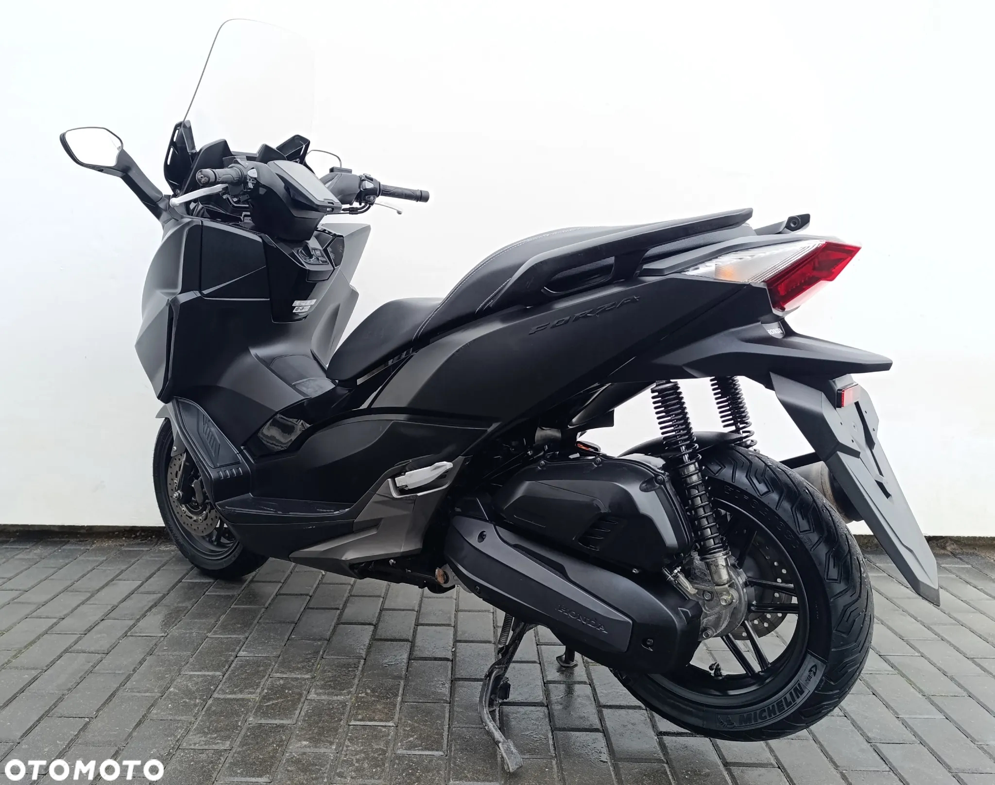 Honda NSS - 4