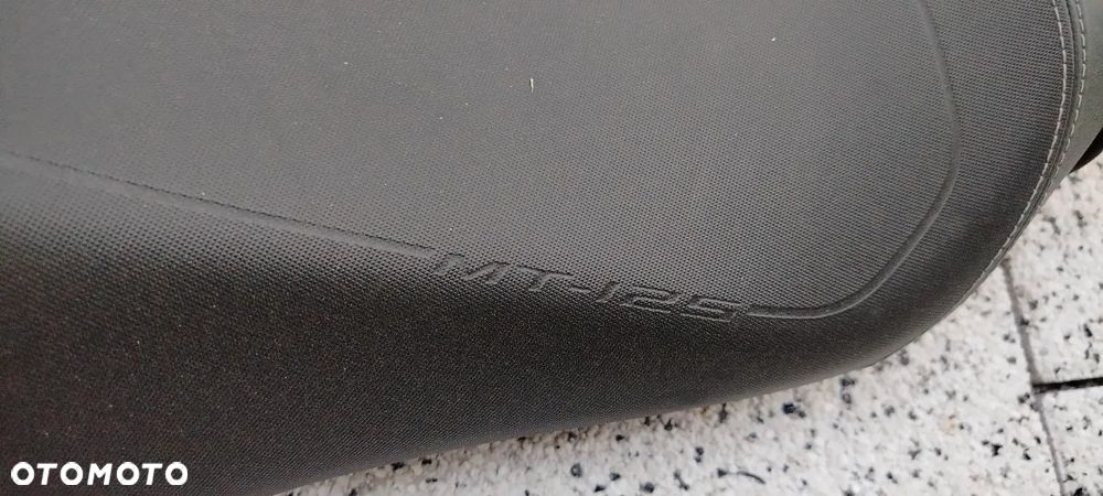 YAMAHA MT 125 MT125 2024 REFLEKTOR LAMPA CZASZA LICZNIK OWIEWKA CHŁODNICA ZEGARY LAMPA TYŁ - 7