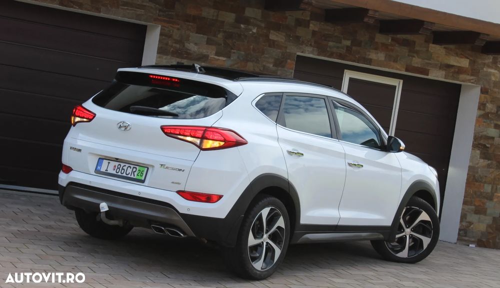 Hyundai Tucson 2.0 CRDI 4WD Automatik Premium - 9