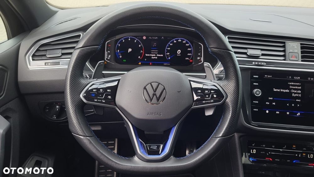 Volkswagen Tiguan - 19