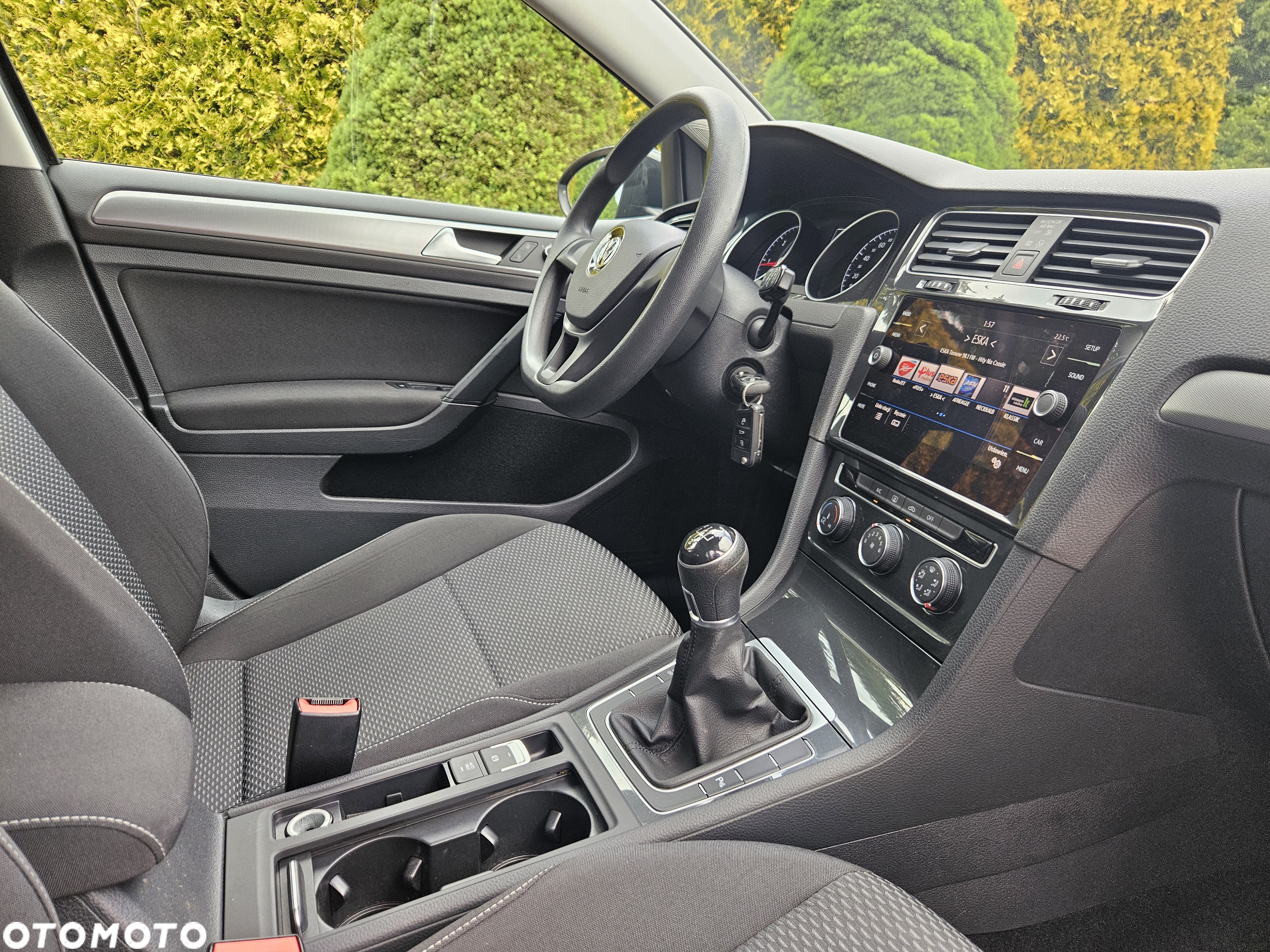 Volkswagen Golf - 8