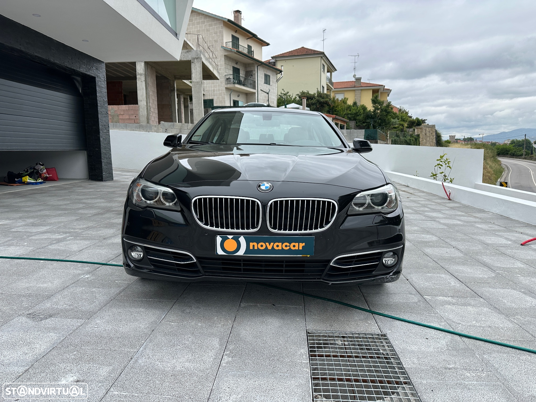 BMW 525 d Line Luxury Auto - 2