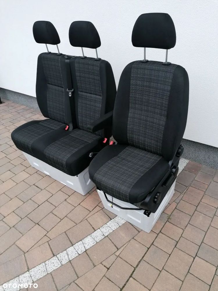 Podłoga szyny Podsufitka Sprinter 906  wykładzina tunel nawiewu boczki  fotele Mercedes Sprinter 906 fotele - 15