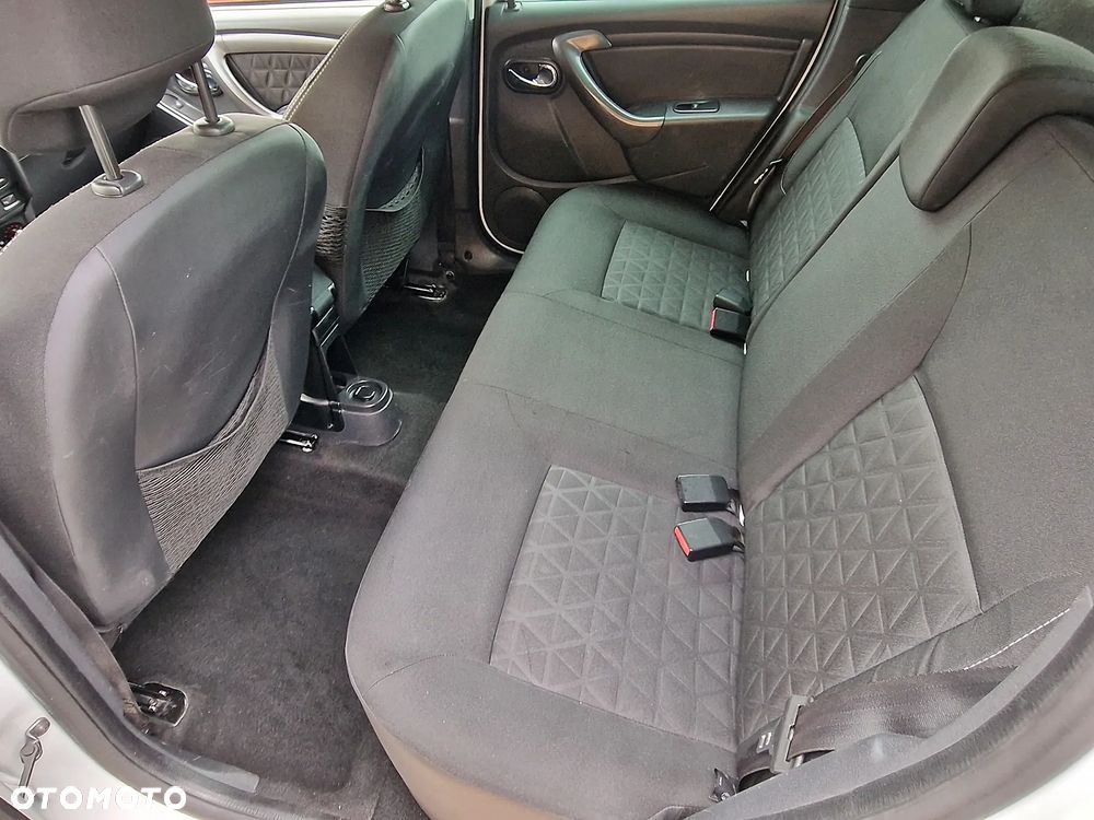 Dacia Duster dCi 110 FAP 4x2 Prestige - 10