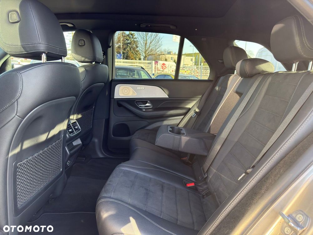 Mercedes-Benz GLE 300 d 4-Matic - 29