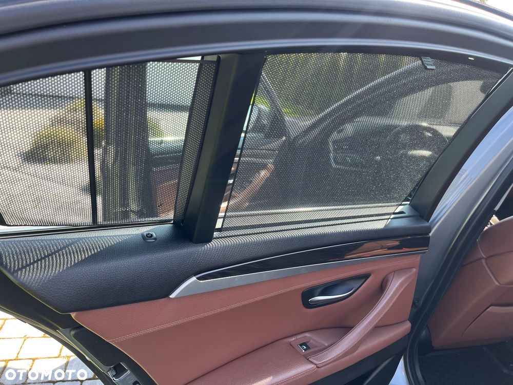 BMW Seria 5 530d - 23