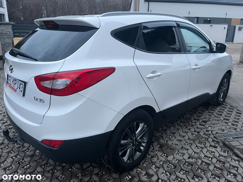 Hyundai ix35 1.6 2WD Fifa World Cup Edition - 8