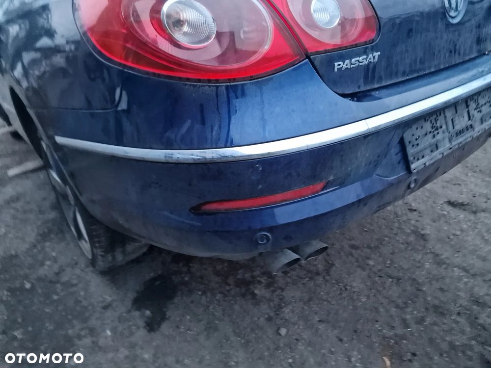 Zderzak  tył  vw Passat cc 08-12  w  kolorze  LD5Q - 3