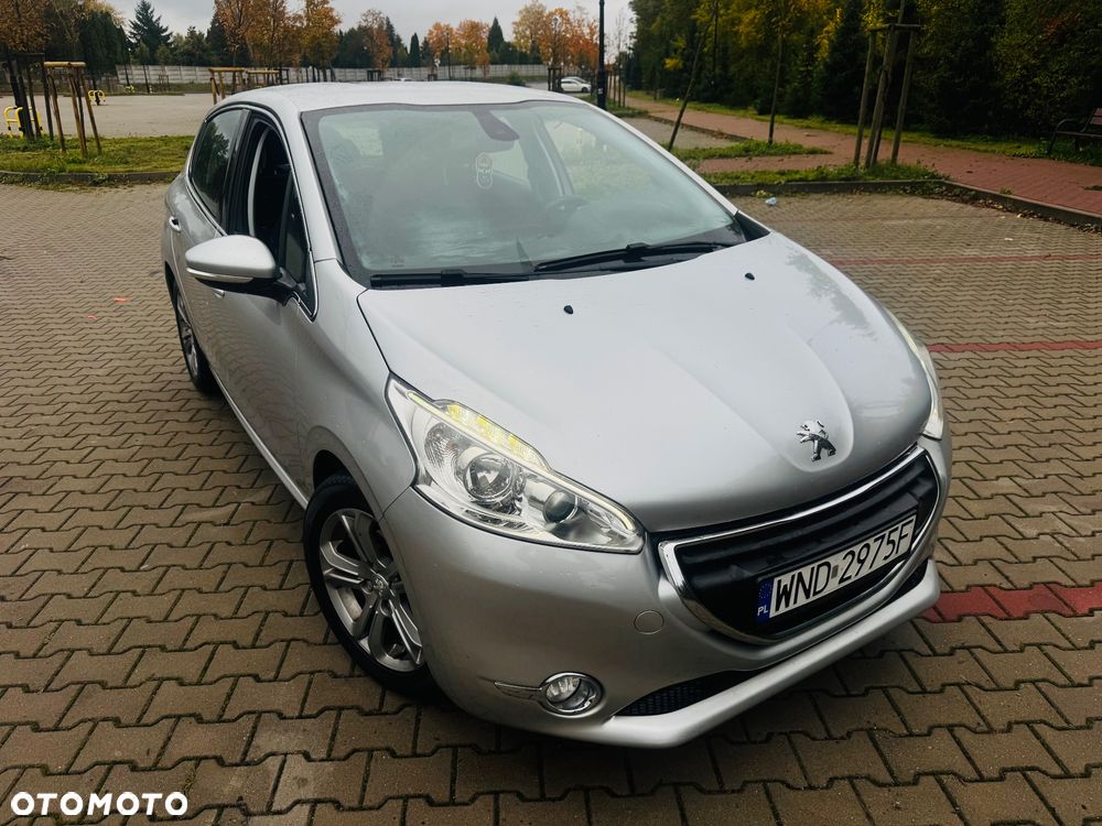 Peugeot 208 1.6 VTi Allure - 28