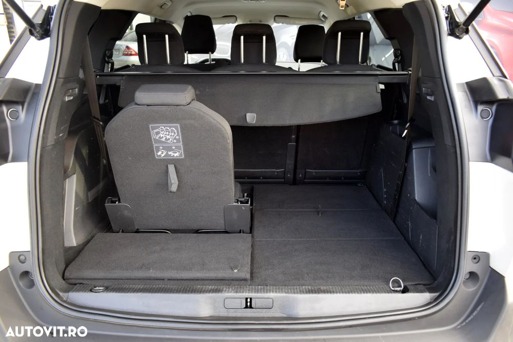 Peugeot 5008 1.5L BlueHDI EAT8 S&S GT - 12