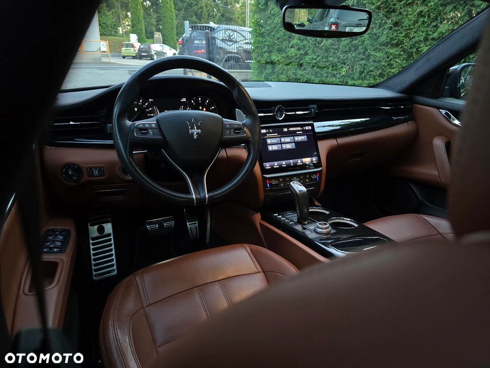 Maserati Quattroporte Modena - 23