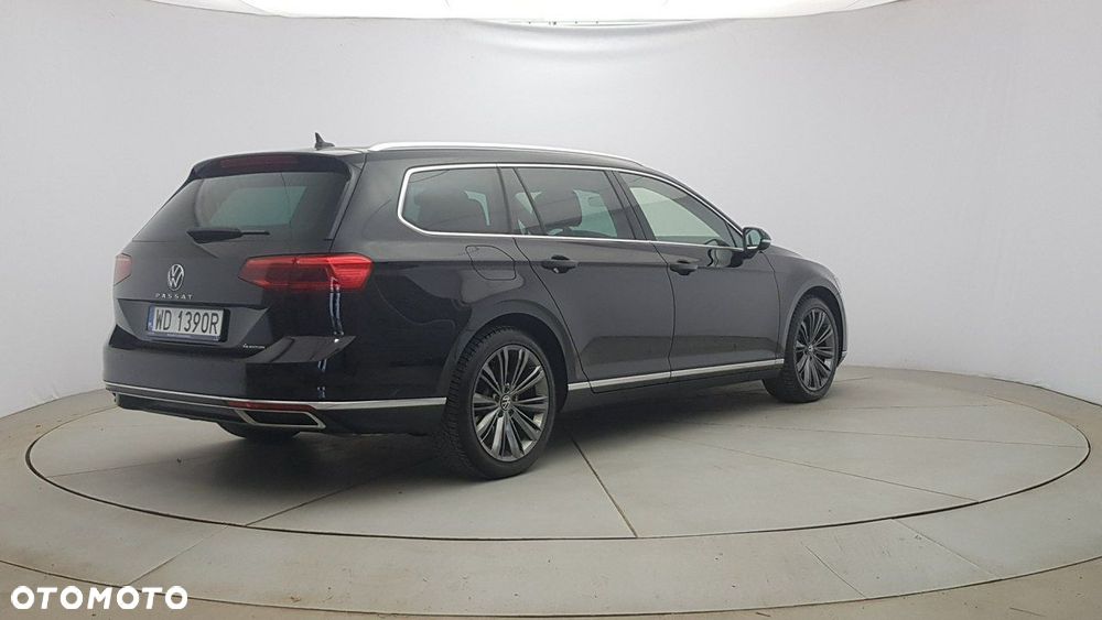 Volkswagen Passat - 7