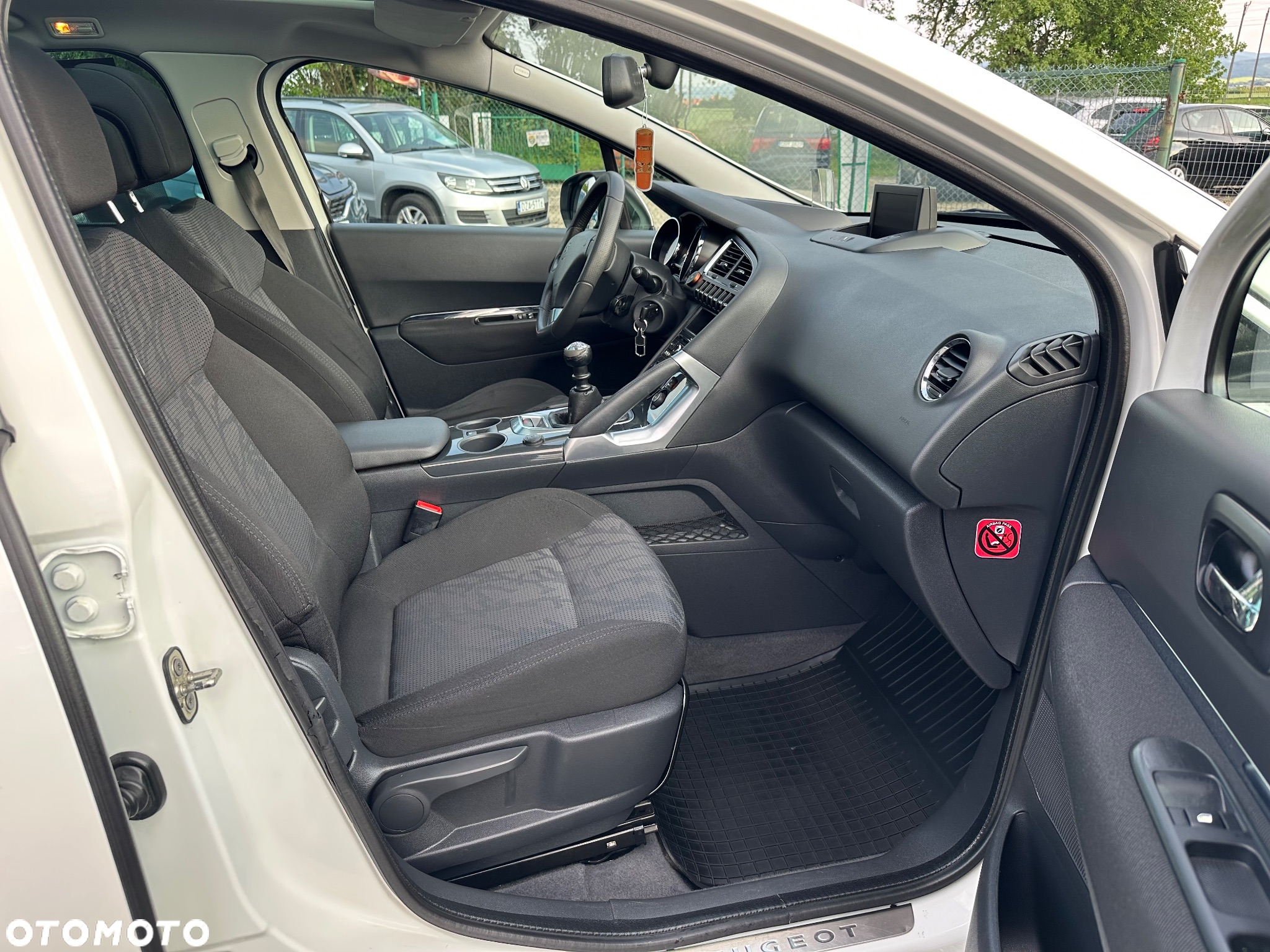 Peugeot 3008 1.6 HDi Trendy - 16