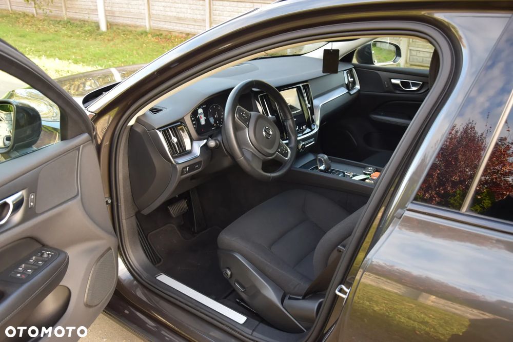 Volvo V60 B4 D Geartronic Momentum Pro - 16