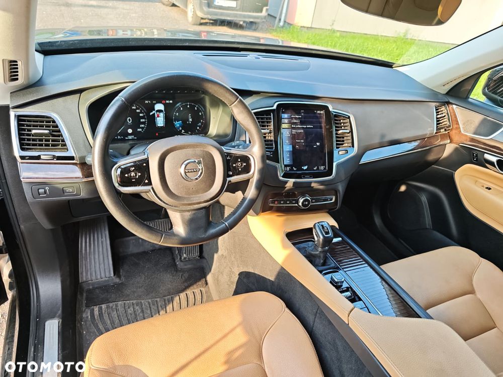 Volvo XC 90 T6 AWD Momentum - 9