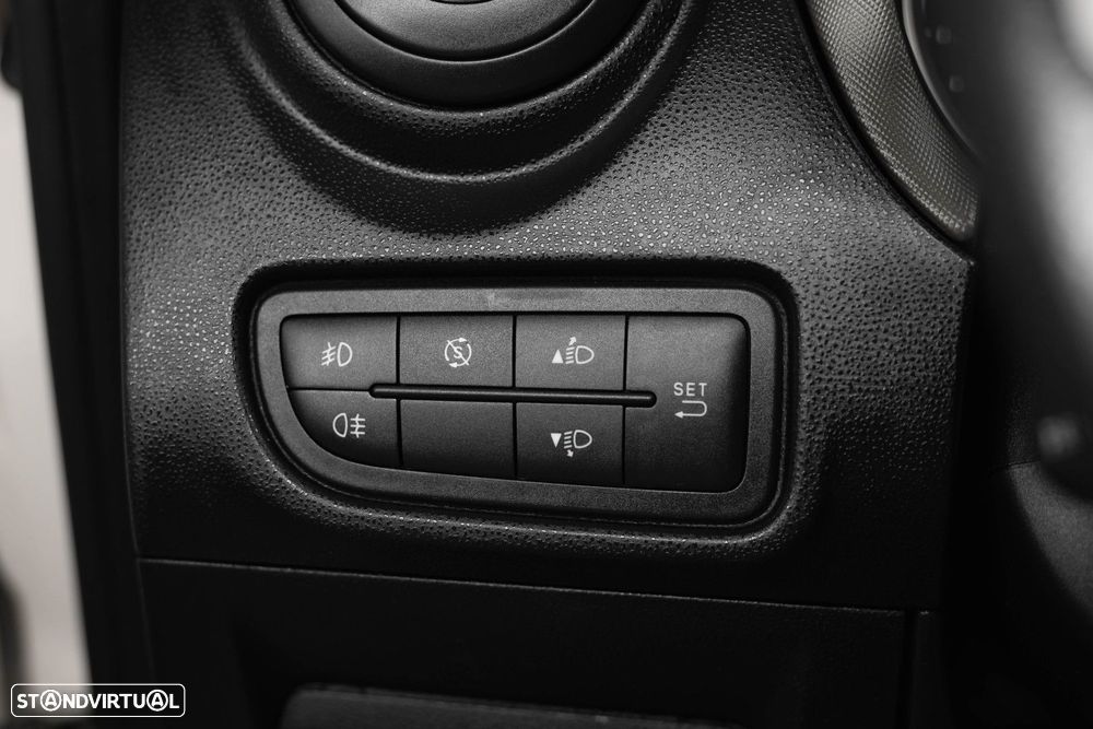 Alfa Romeo MiTo 0.9 T TwinAir - 32