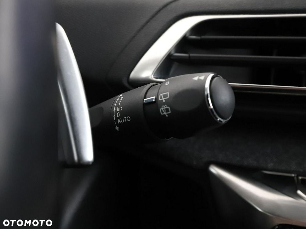 Peugeot 3008 BlueHDi 180 Stop & Start EAT8 Allure - 37
