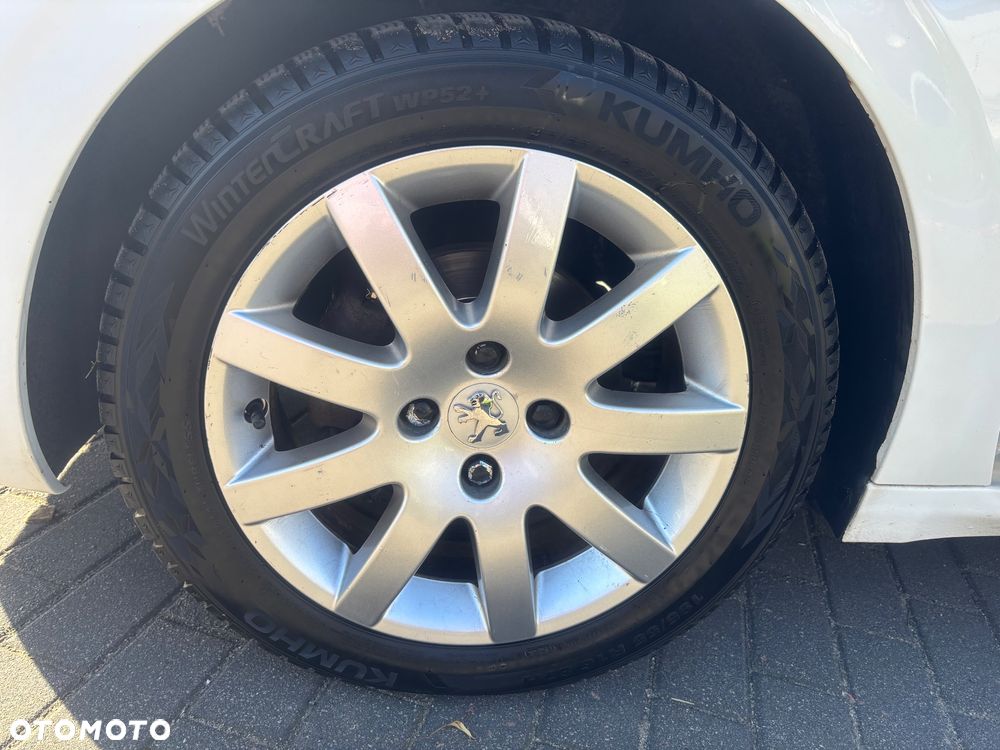 Peugeot 208 1.4 HDi Access - 21