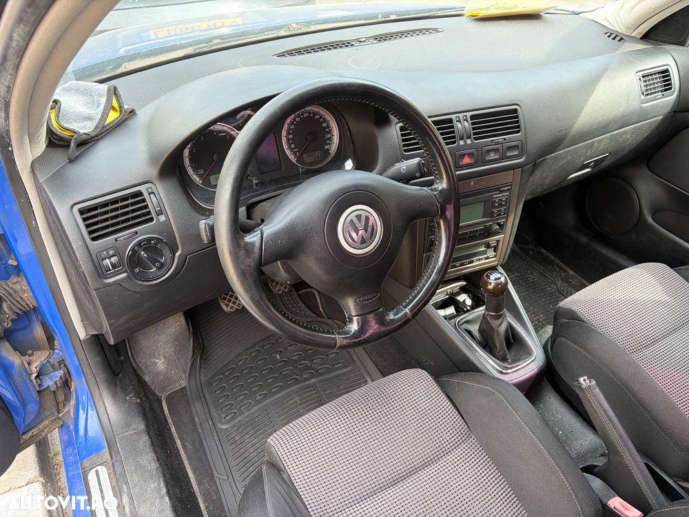 Volkswagen Bora 1.6 FSI Highline - 6