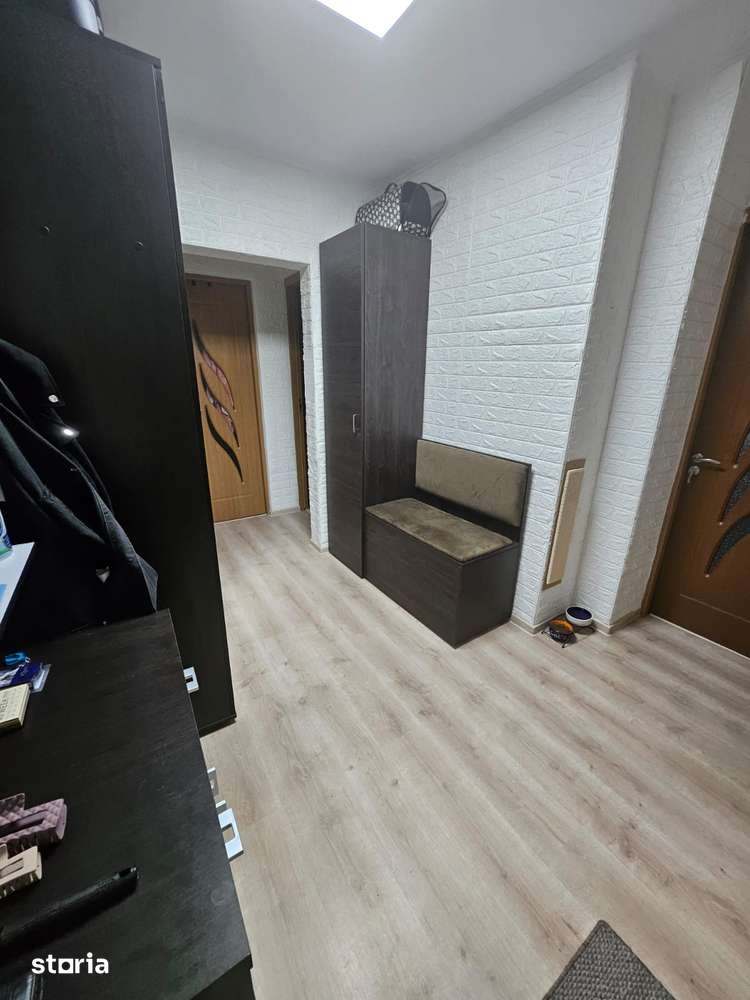 Apartament cu 2 camere decomandate, Obcini — fotografia 3