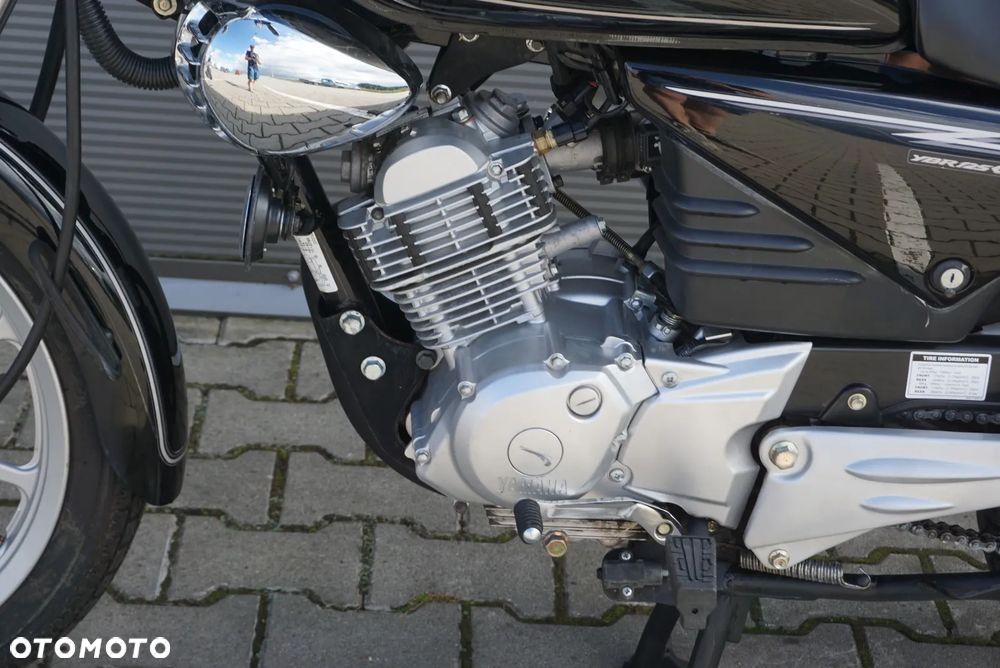 Yamaha YBR - 11