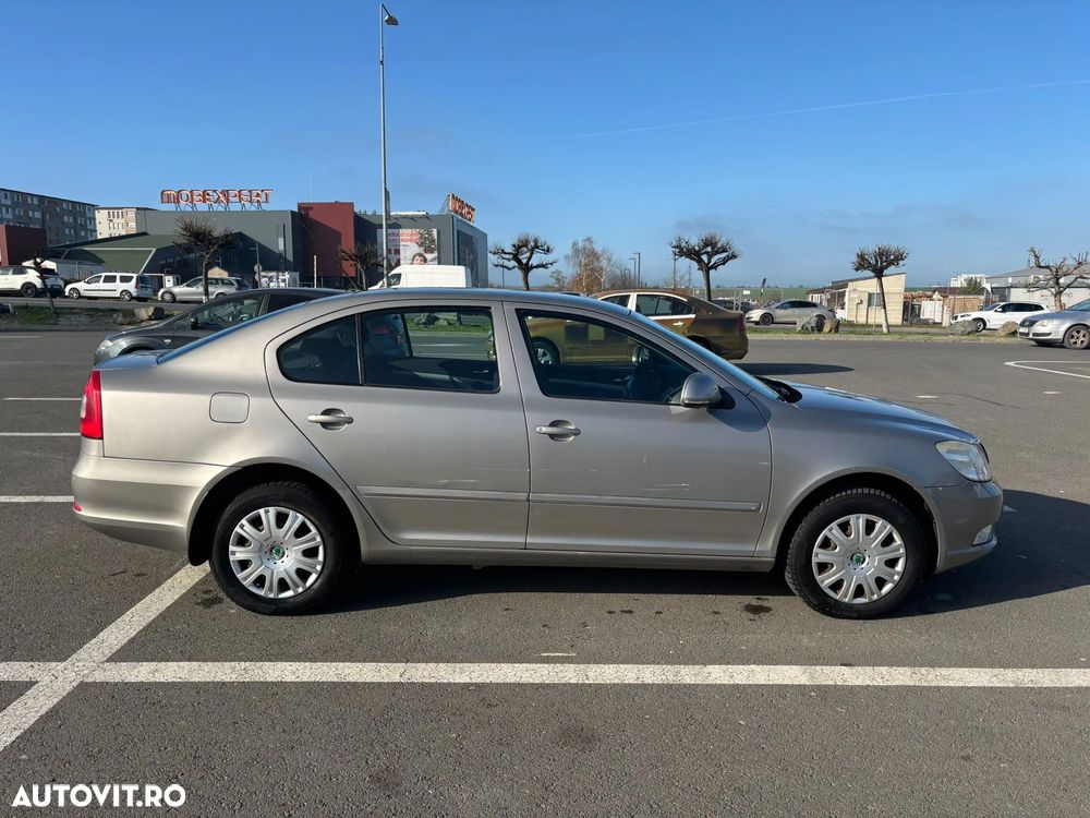 Skoda Octavia - 2