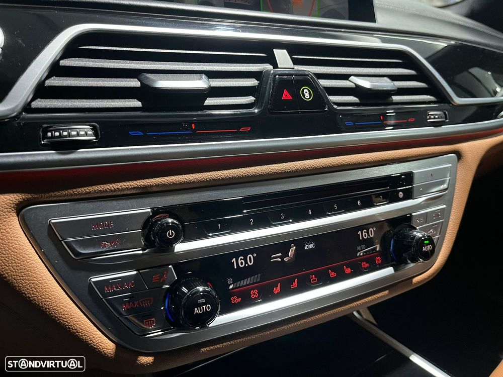 BMW 750 d xDrive Pack M Auto - 15