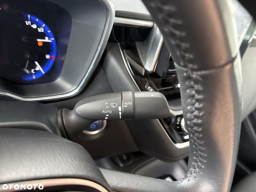 Toyota Corolla 1.8 Hybrid Comfort - 24