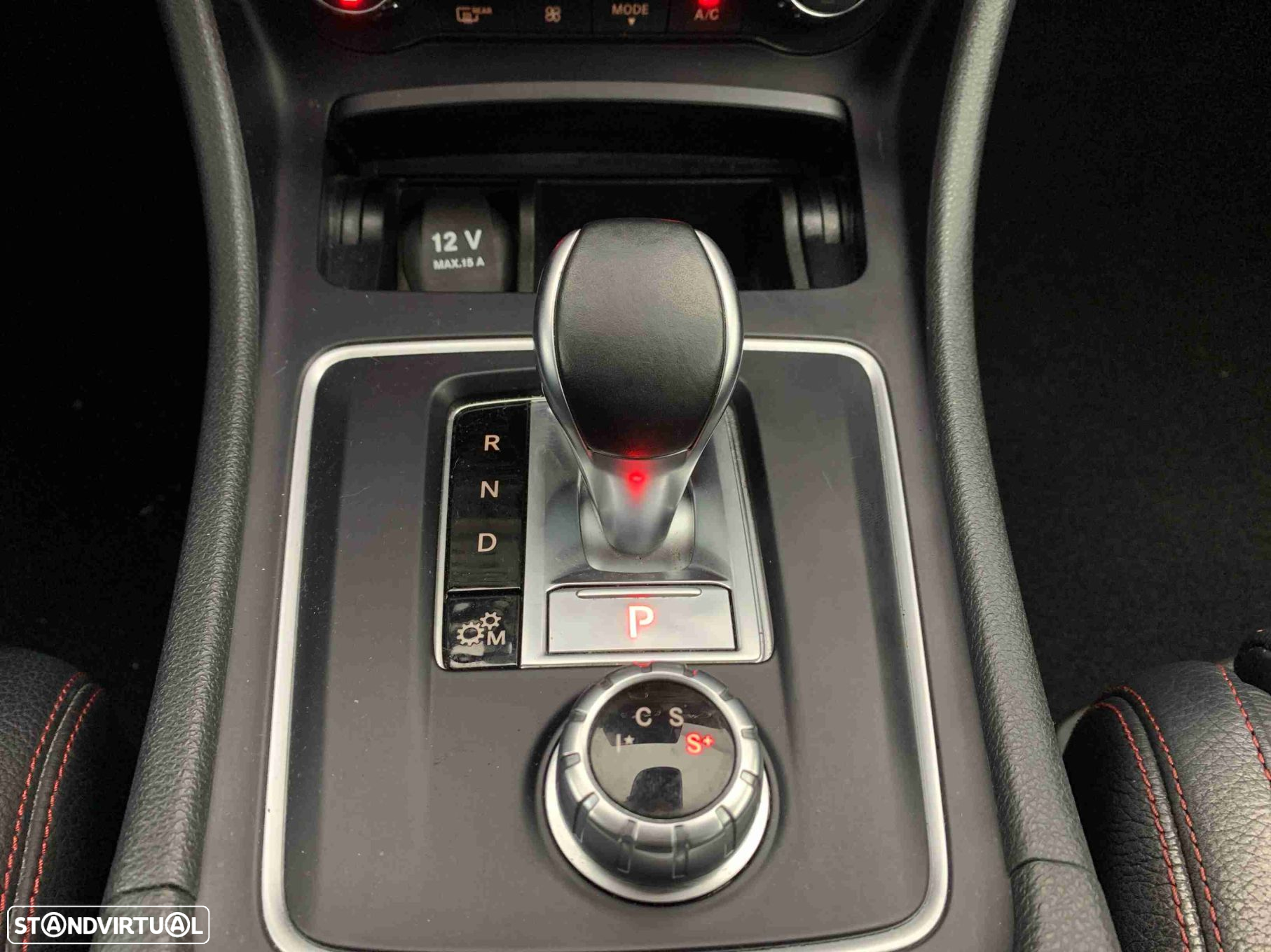 Mercedes-Benz GLA 45 AMG 4-Matic - 10
