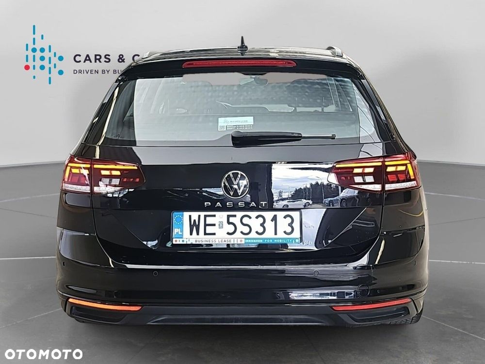 Volkswagen Passat Variant 2.0 TDI EVO Essence DSG - 23