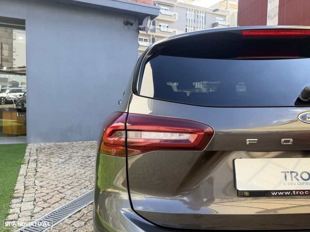 Ford Focus 1.5 TDCi EcoBlue ST-Line - 10