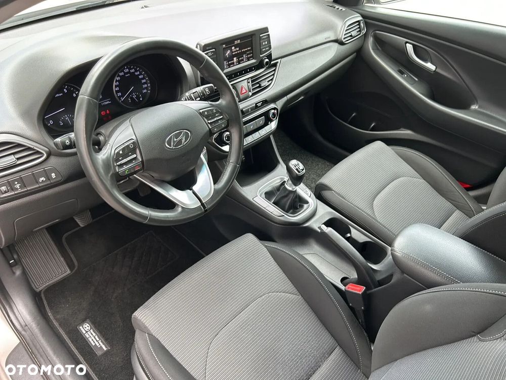 Hyundai i30 1.4 Classic + - 7