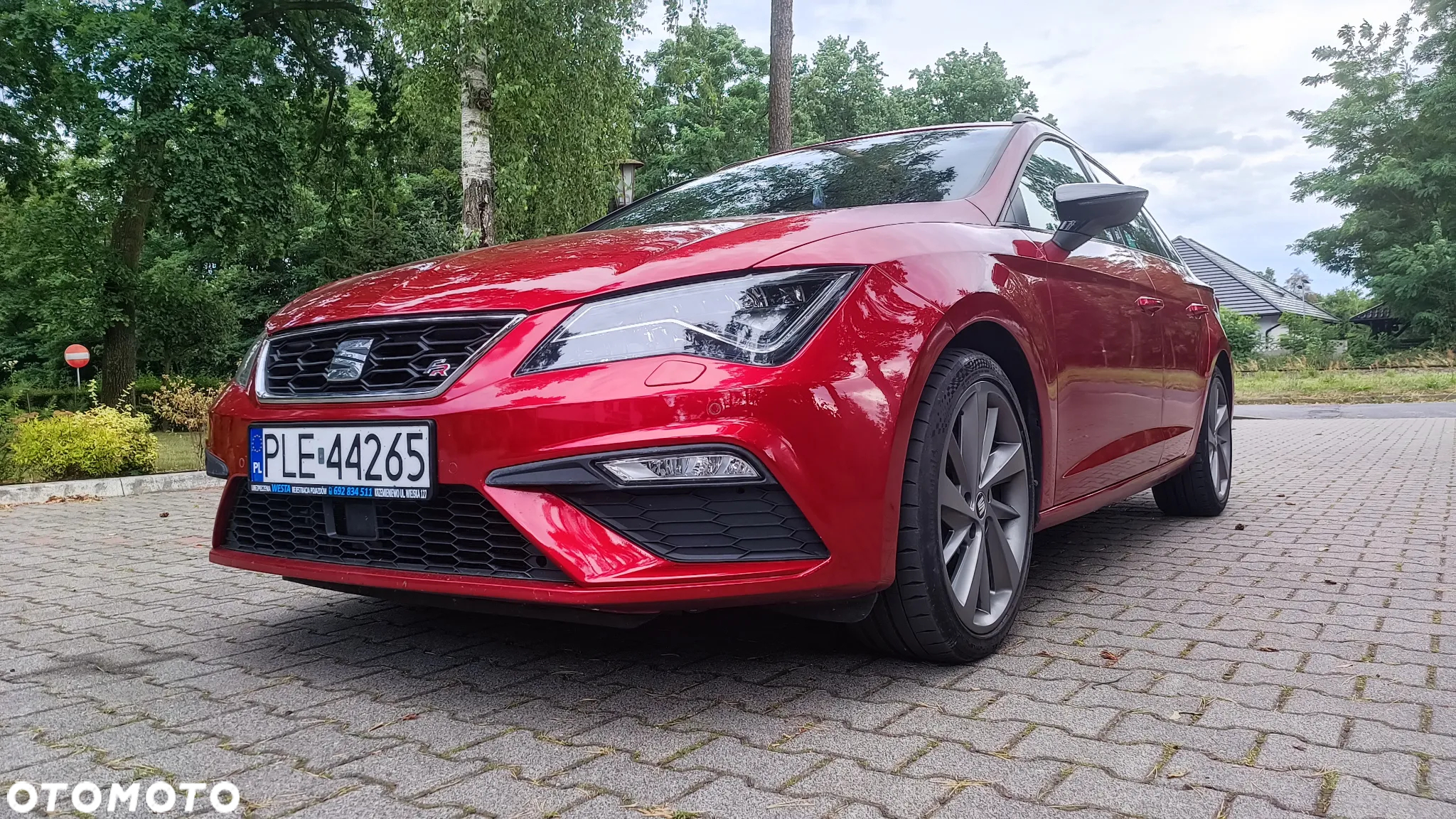 Seat Leon ST 2.0 TDI DPF DSG FR - 11