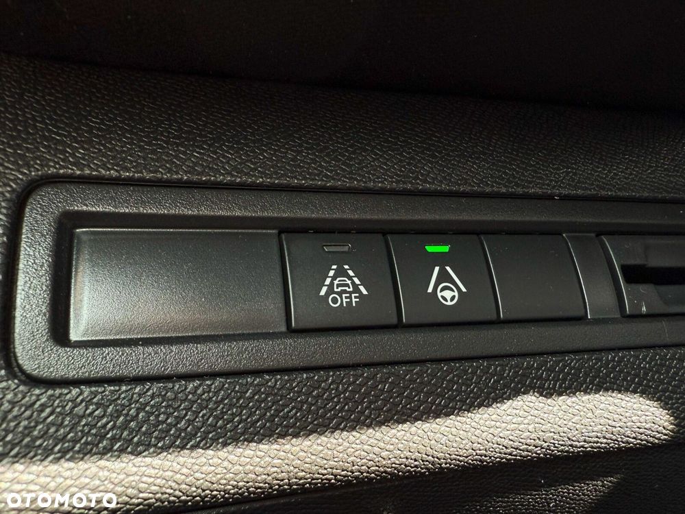 Peugeot 3008 1.2 PureTech GT S&S EAT8 - 16