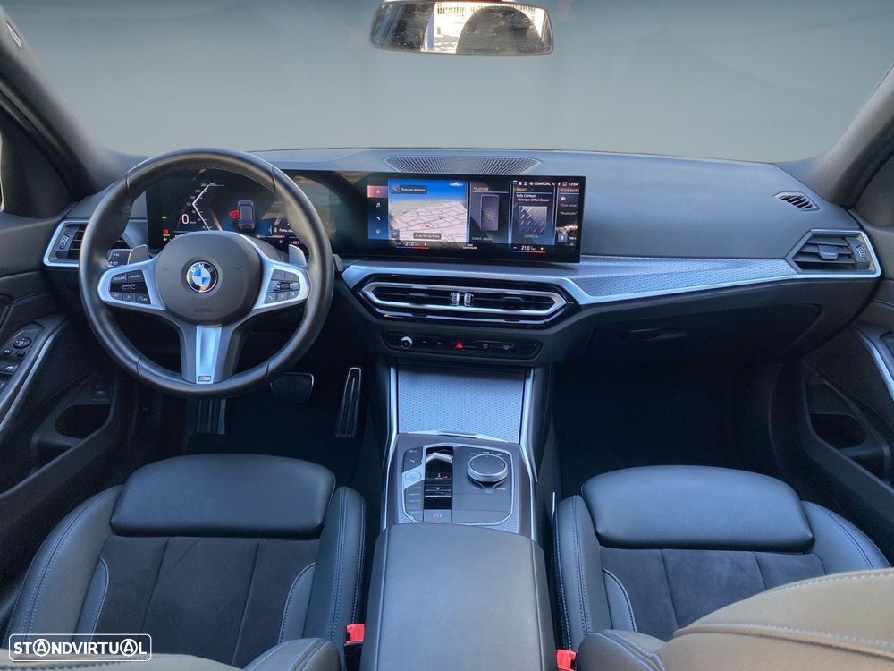 BMW 320 d Touring Pack Desportivo M Auto - 4