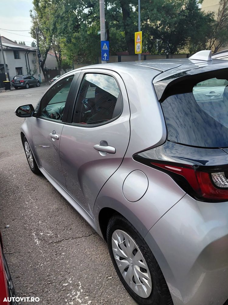 Toyota Yaris 1.5 VVT-i HSD Active - 4
